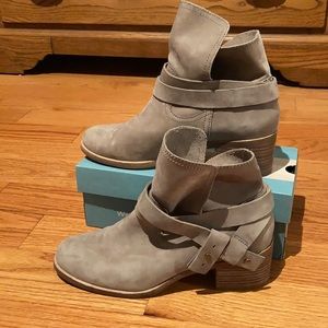 UGG Heeled Suede Boot